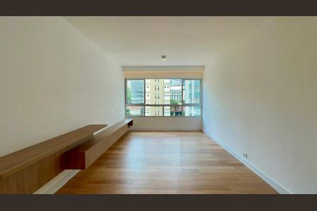 Apartamento à venda com 96m², 2 quartos e 1 vagaSala