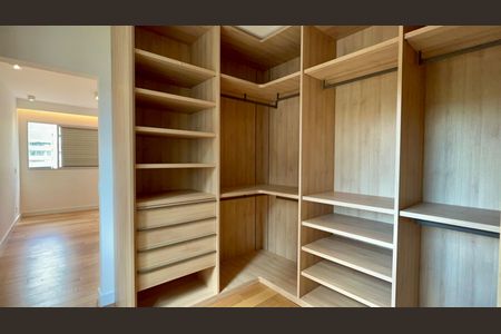 Apartamento à venda com 96m², 2 quartos e 1 vagaCloset da Suíte