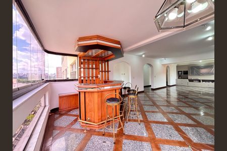 Sala de apartamento à venda com 3 quartos, 242m² em Indianópolis, São Paulo