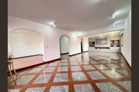 Sala de apartamento à venda com 3 quartos, 242m² em Indianópolis, São Paulo