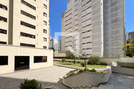 Apartamento à venda com 242m², 3 quartos e 3 vagas Apartamento à venda com 242m², 3 quartos e 3 vagasÁrea comum