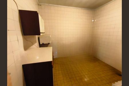 Casa à venda com 2 quartos, 144m² em Vila Metalúrgica, Santo André