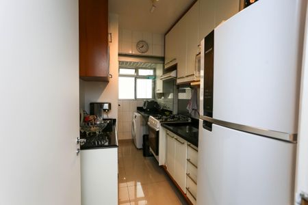 Apartamento à venda com 47m², 2 quartos e 1 vaga Apartamento à venda com 47m², 2 quartos e 1 vagaBanheiro