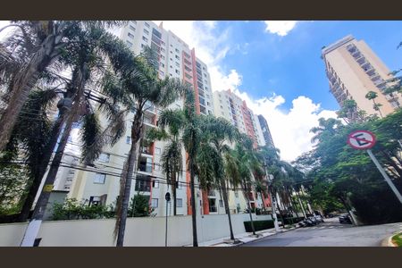 Apartamento à venda com 47m², 2 quartos e 1 vaga Apartamento à venda com 47m², 2 quartos e 1 vagaFachada