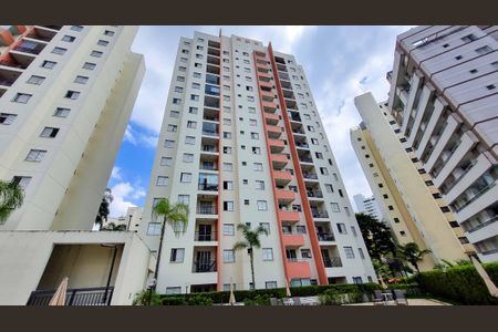 Apartamento à venda com 47m², 2 quartos e 1 vaga Apartamento à venda com 47m², 2 quartos e 1 vagaFachada