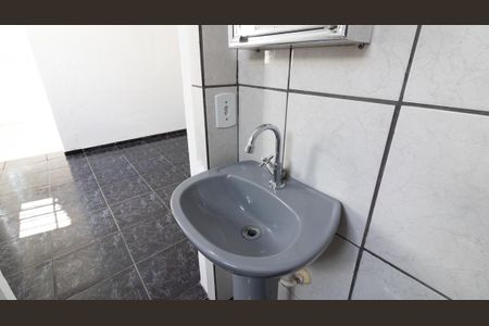 Banheiro da Suíte de casa para alugar com 1 quarto, 34m² em Vila Buenos Aires, São Paulo