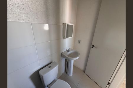 Banheiro de apartamento para alugar com 2 quartos, 55m² em Feitoria, São Leopoldo