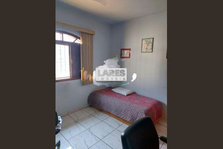 Casa à venda com 3 quartos, 250m² em Adalgisa, São Paulo