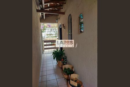 Casa à venda com 250m², 3 quartos e 6 vagas