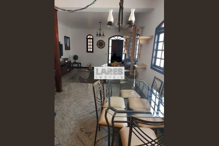 Casa à venda com 3 quartos, 250m² em Adalgisa, São Paulo