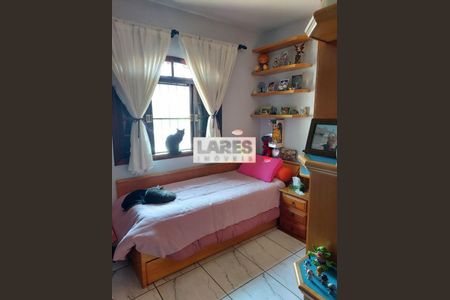 Casa à venda com 250m², 3 quartos e 6 vagas