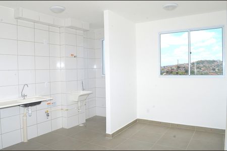 Apartamento para alugar com 41m², 2 quartos e 1 vagaSala/Cozinha