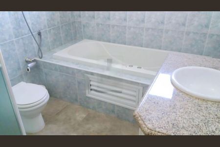 Casa à venda com 4 quartos, 310m² em Adalgisa, São Paulo