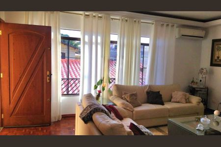 Casa à venda com 4 quartos, 310m² em Adalgisa, São Paulo