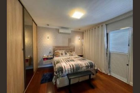 Casa à venda com 3 quartos, 217m² em Adalgisa, São Paulo