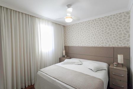 Apartamento à venda com 84m², 3 quartos e 2 vagas Apartamento à venda com 84m², 3 quartos e 2 vagasSuíte