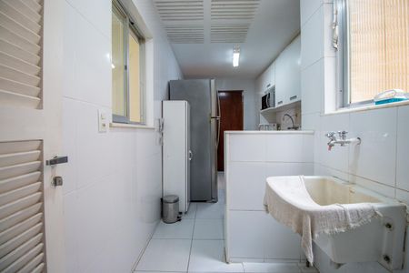 Apartamento para alugar com 92m², 3 quartos e 1 vagaÁrea de Serviço