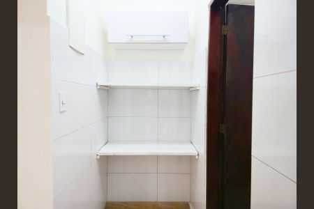 Casa para alugar com 40m², 1 quarto e sem vaga Casa para alugar com 40m², 1 quarto e sem vagaArmário