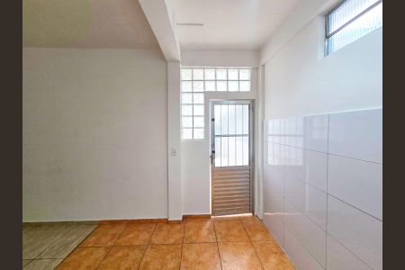 Casa para alugar com 40m², 1 quarto e sem vaga Casa para alugar com 40m², 1 quarto e sem vagaCozinha