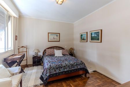 Apartamento à venda com 170m², 3 quartos e 1 vaga Apartamento à venda com 170m², 3 quartos e 1 vagaQuarto 1