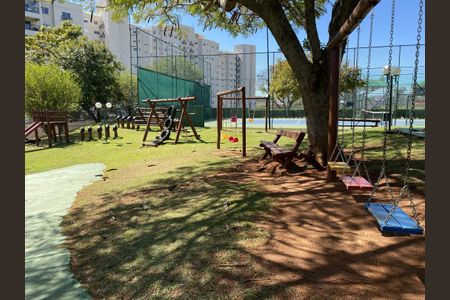 Casa de condomínio à venda com 455m², 4 quartos e 4 vagas