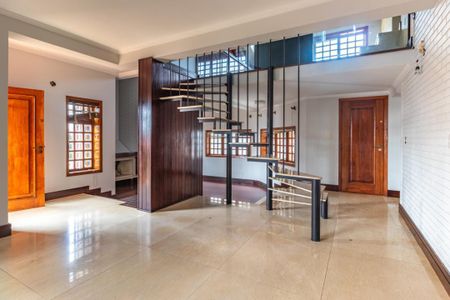 Casa de condomínio à venda com 455m², 4 quartos e 4 vagas