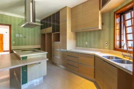 Casa de condomínio à venda com 455m², 4 quartos e 4 vagas