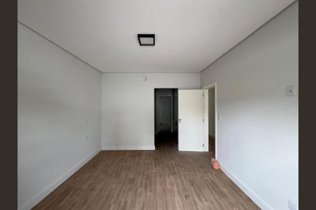 Casa de Condomínio à venda com 4 quartos, 300m² em Swiss Park, Campinas