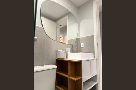 Apartamento para alugar com 45m², 2 quartos e 1 vaga Apartamento para alugar com 45m², 2 quartos e 1 vagaBanheiro