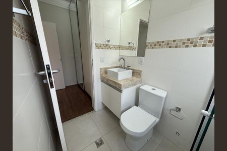 Casa de condomínio à venda com 258m², 4 quartos e 4 vagas