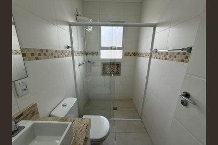 Casa de condomínio à venda com 258m², 4 quartos e 4 vagas