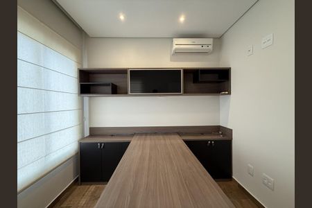 Casa de condomínio à venda com 258m², 4 quartos e 4 vagas