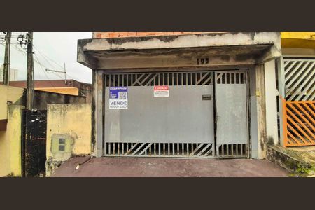 Casa à venda com 140m², 6 quartos e 2 vagas