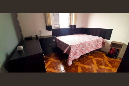 Casa à venda com 140m², 6 quartos e 2 vagas