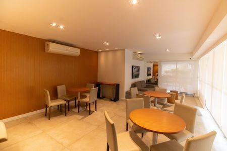 Apartamento à venda com 93m², 2 quartos e 1 vagaÁrea comum