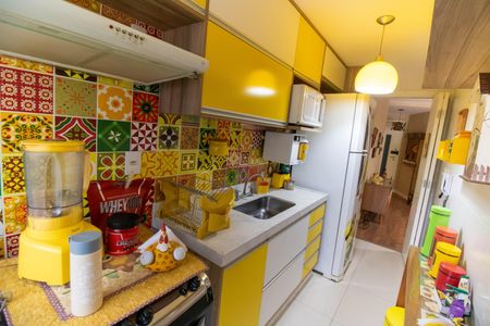 Apartamento à venda com 93m², 2 quartos e 1 vagaCozinha e Área de Serviço