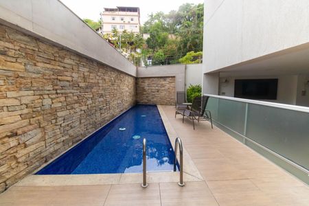 Apartamento à venda com 93m², 2 quartos e 1 vagaÁrea comum