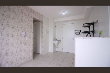 Sala/Cozinha de apartamento para alugar com 2 quartos, 34m² em Vila Ema, São Paulo