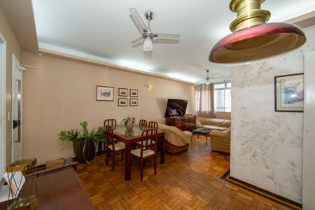 Apartamento à venda com 102m², 2 quartos e 2 vagasSALA