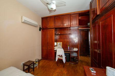 Apartamento à venda com 102m², 2 quartos e 2 vagasQUARTO2