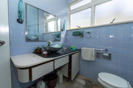 Apartamento à venda com 102m², 2 quartos e 2 vagasBANHEIRO