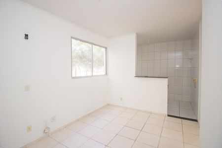 Sala de apartamento para alugar com 2 quartos, 45m² em Vila Cristina, Contagem
