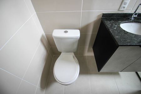 Apartamento para alugar com 64m², 2 quartos e 2 vagas Apartamento para alugar com 64m², 2 quartos e 2 vagasBanheiro da Suíte