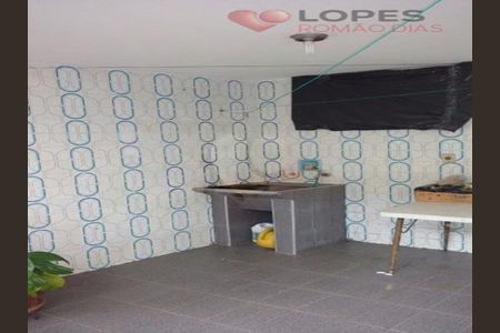 Casa à venda com 4 quartos, 180m² em Jardim Santo Elias, São Paulo