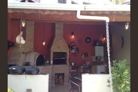 Casa à venda com 120m², 2 quartos e 3 vagas