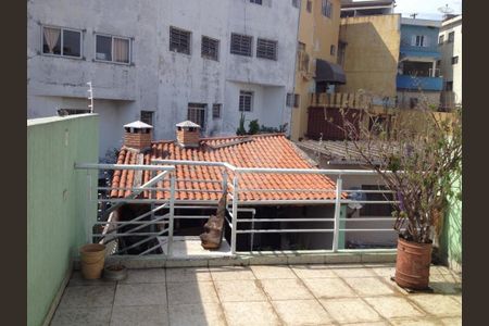 Casa à venda com 2 quartos, 120m² em Parque Maria Domitila, São Paulo