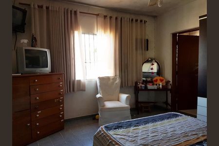 Casa à venda com 3 quartos, 132m² em Vila Cavaton, São Paulo