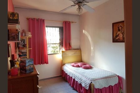 Casa à venda com 3 quartos, 132m² em Vila Cavaton, São Paulo