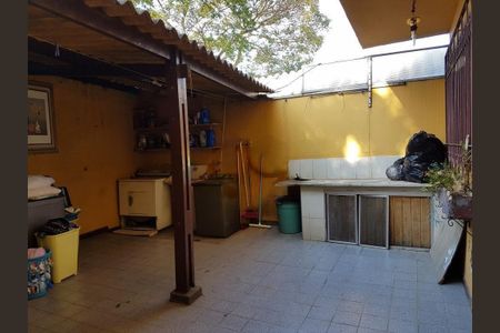 Casa à venda com 132m², 3 quartos e 2 vagas