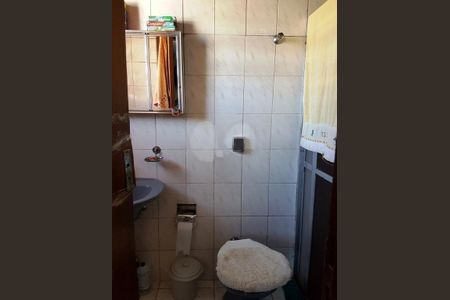 Casa à venda com 3 quartos, 132m² em Vila Cavaton, São Paulo